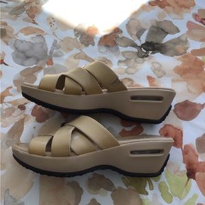 Cole Haan 5.5 Beige Nike Air Sandal